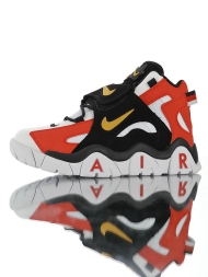 Nike Air Barrage Mid QS