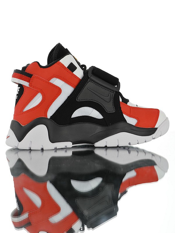 Nike Air Barrage Mid QS