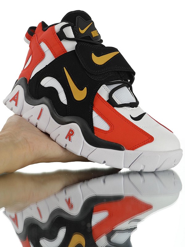 Nike Air Barrage Mid QS