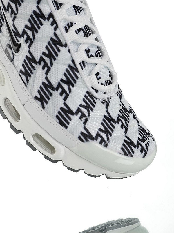 Nike Air Max Plus TXT Tuned 