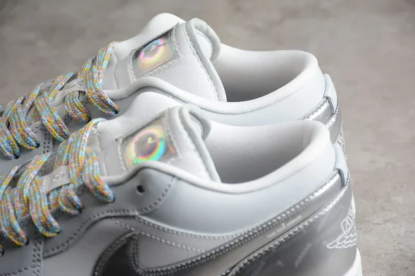 Nike Air Jordan 1 low DX6070-101 