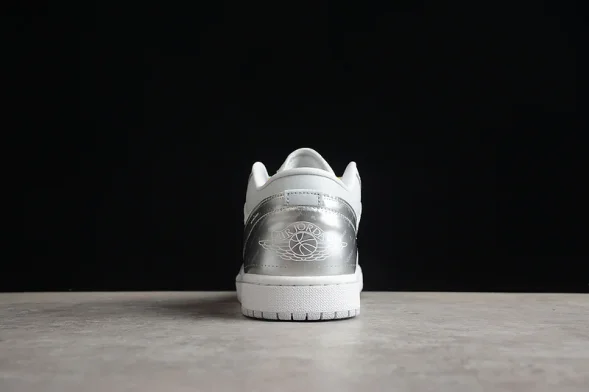 Nike Air Jordan 1 low DX6070-101 
