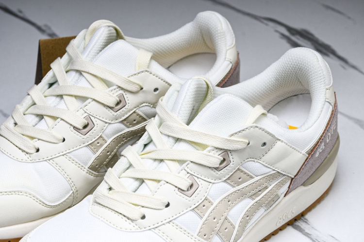 Asics Gel Lyte 3 1201A206-101