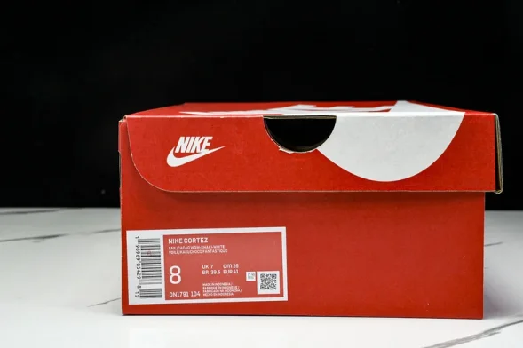 Nike Cortez Classic DN1791-104 
