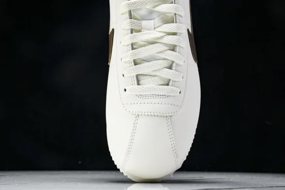 Nike Cortez Classic DN1791-104 