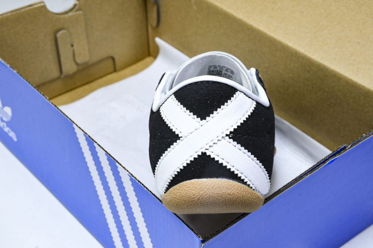 Adidas Tokyo W JI0183