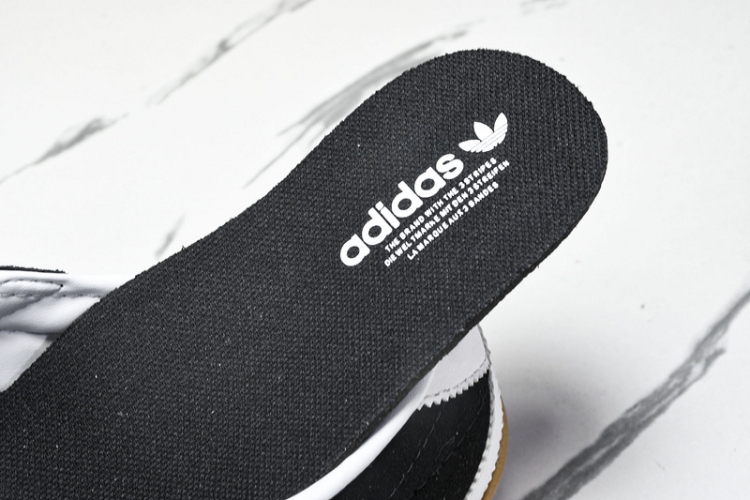 Adidas Tokyo W JI0183