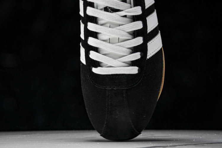 Adidas Tokyo W JI0183