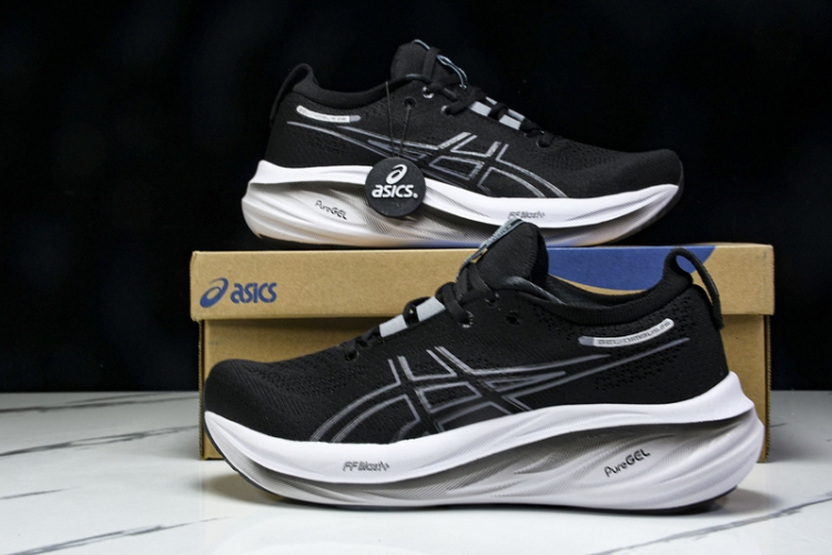 Asics Gel-Nimbus 26 1011B794-001