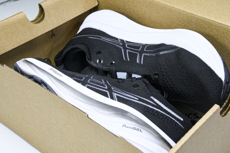 Asics Gel-Nimbus 26 1011B794-001