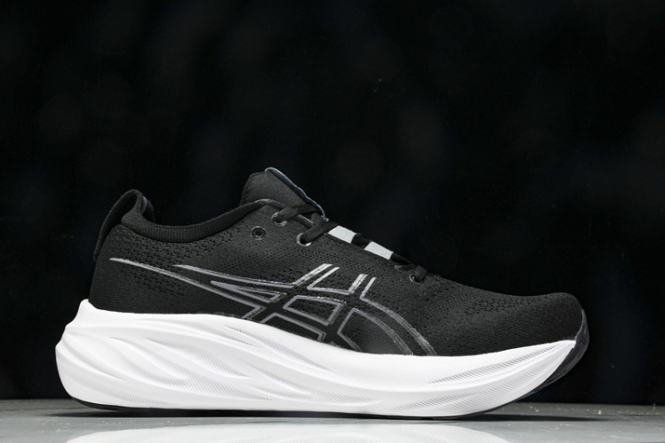 Asics Gel-Nimbus 26 1011B794-001