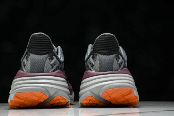 Hoka Stinson 7 1141530 CCBRN 
