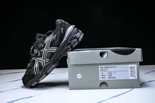 Asics Gel-Cumulus 16 TG 1203A838-024 