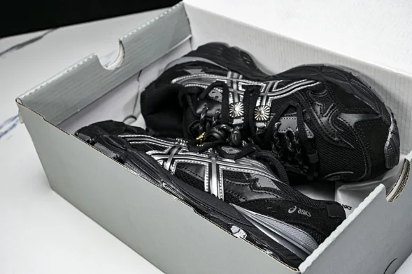 Asics Gel-Cumulus 16 TG 1203A838-024 