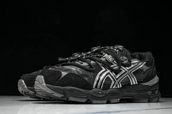 Asics Gel-Cumulus 16 TG 1203A838-024 