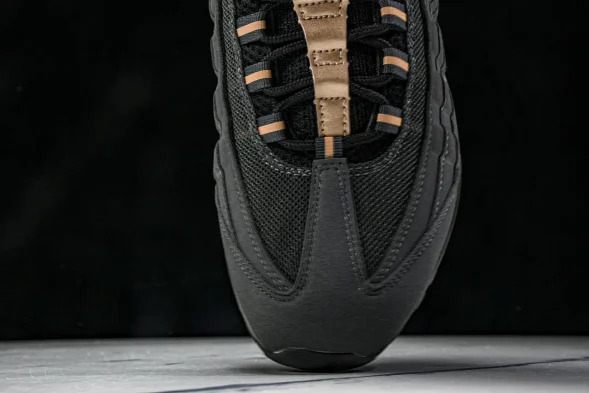 Nike Air Max 95 HQ6457-001 