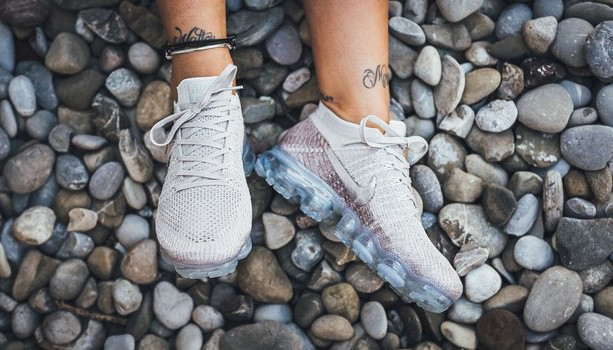 Nike air vapormax flyknit socks top