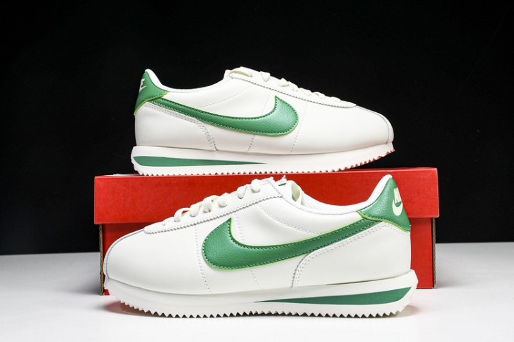  Nike Cortez Classic DM4044 104