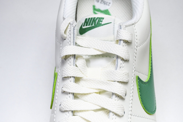 Nike Cortez Classic DM4044 104 