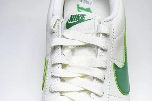 Nike Cortez Classic DM4044 104 