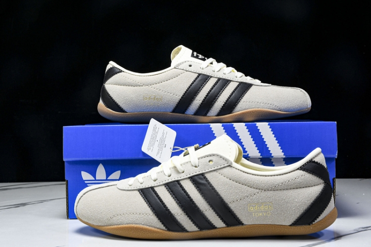 Adidas Tokyo W JI0182