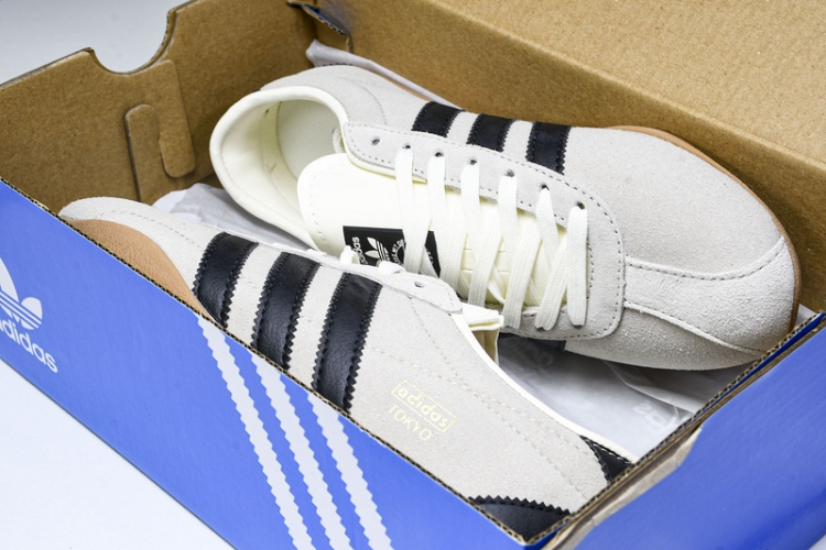 Adidas Tokyo W JI0182