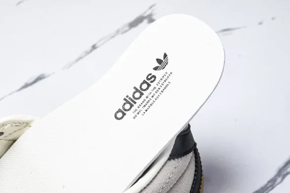 Adidas Tokyo W JI0182 