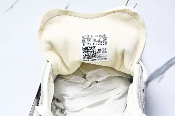 Adidas Tokyo W JI0182 