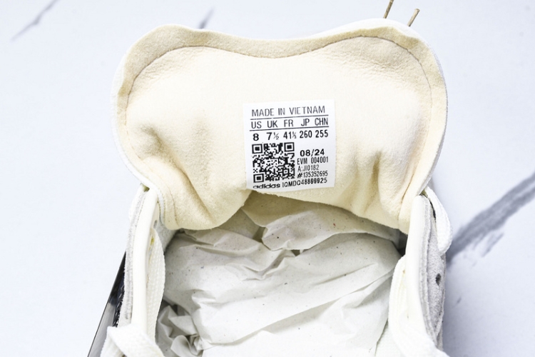 Adidas Tokyo W JI0182