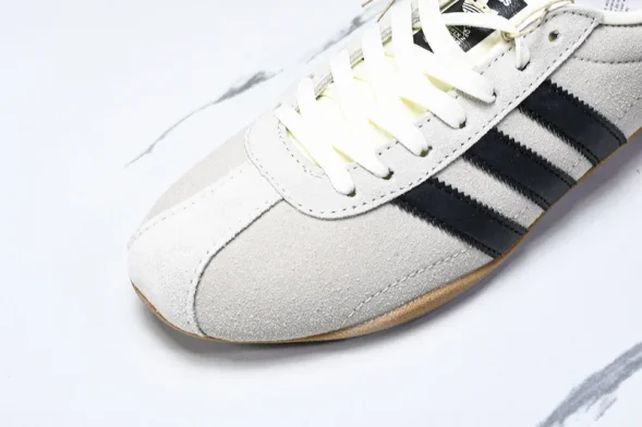 Adidas Tokyo W JI0182 