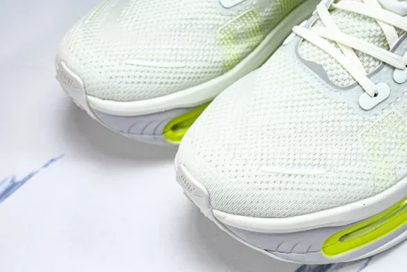 Nike Air Zoom Vomero Premium HQ2050-371 