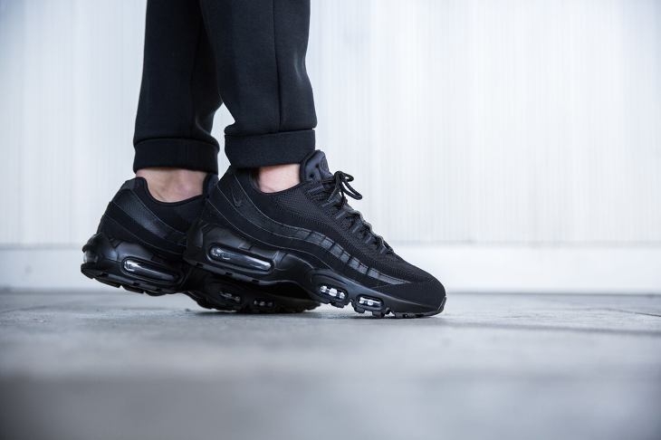 Nike air max 95 triple white shop
