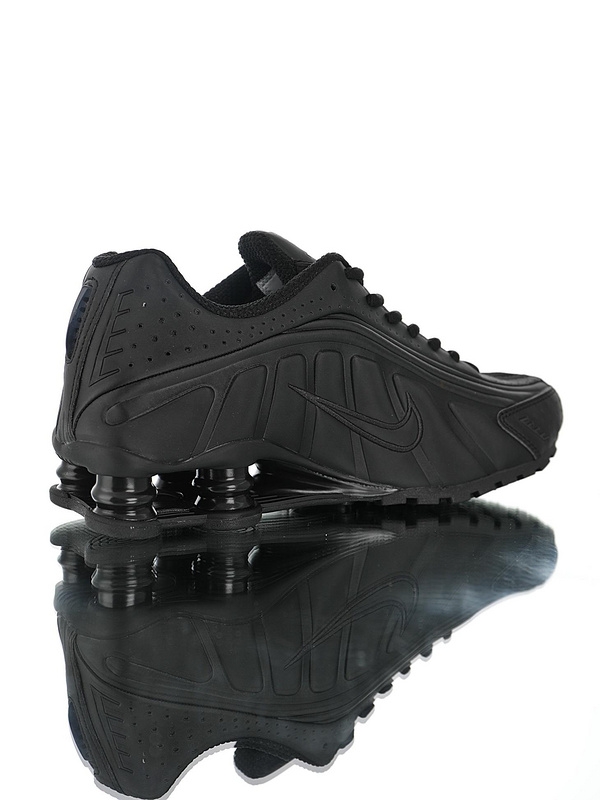 Nike Shox R4