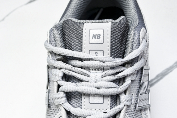  New Balance 1906 M1906RNY