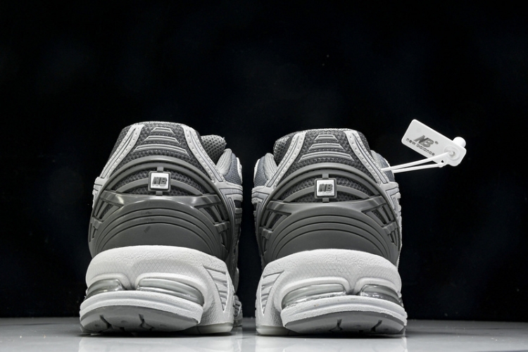  New Balance 1906 M1906RNY