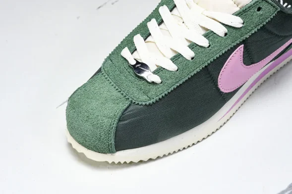 Nike Cortez Classic HF9994-300 