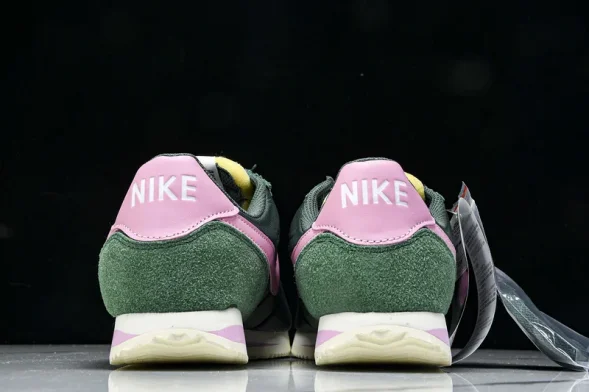 Nike Cortez Classic HF9994-300 