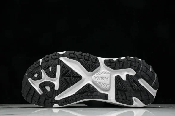 Hoka Stinson 7 1141530 BCKT 