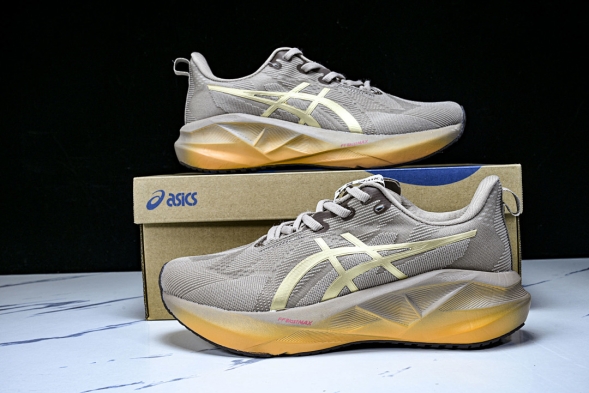 Asics Novablast 5 1012B815-020 