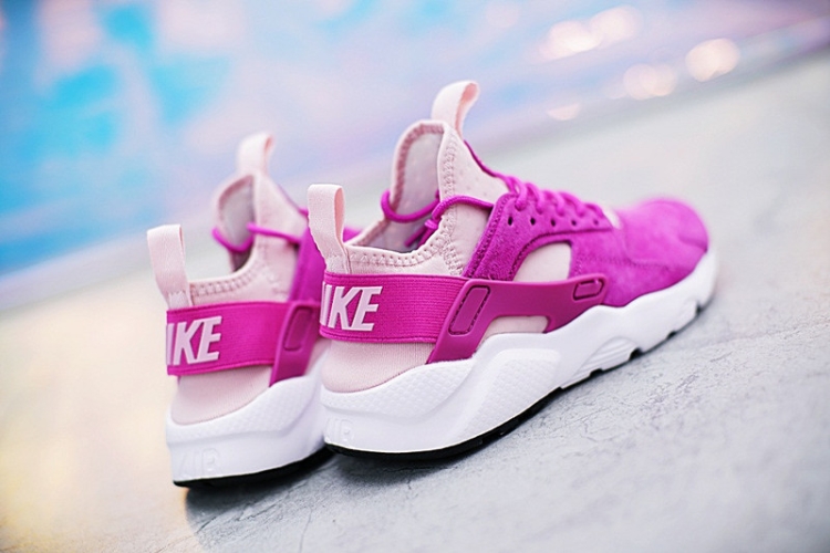 NIKE AIR HUARACHE RUN ULTRA ID 829669-600