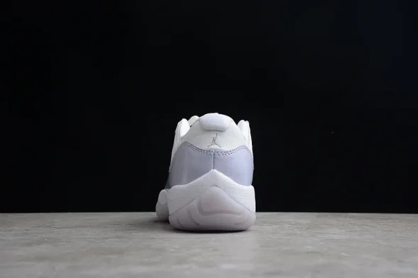 Nike Air Jordan 11 Retro Low Pure Violet AH7860-101 