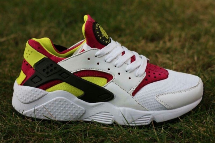 Nike Air Huarache LE 