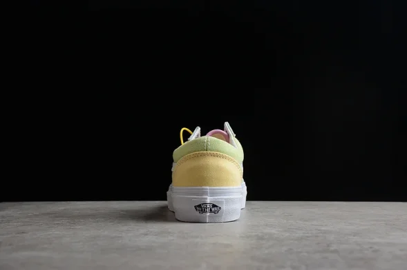 Vans Old Skool VN0A5KRFATD 
