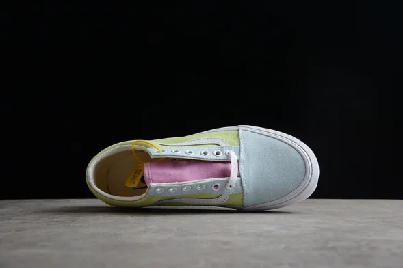Vans Old Skool VN0A5KRFATD 