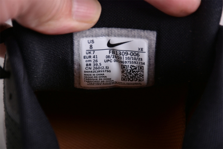  Nike Air Zoom Vomero 17 FB1309-006
