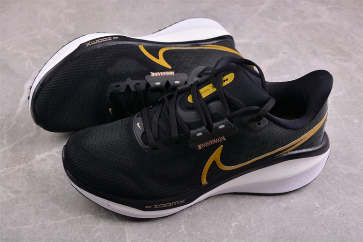  Nike Air Zoom Vomero 17 FB1309-006
