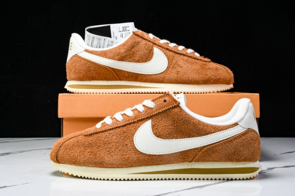 Nike Cortez Classic HF3142-200 
