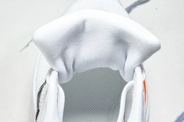 Nike Air Zoom Vomero Premium HQ2050-631 