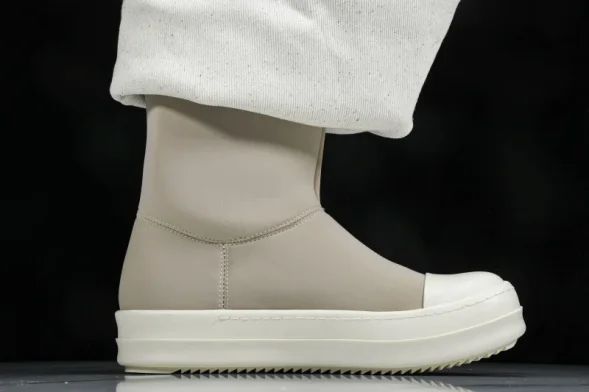 Rick Owens Cargo Fetish DS01C6808 MU Milk 