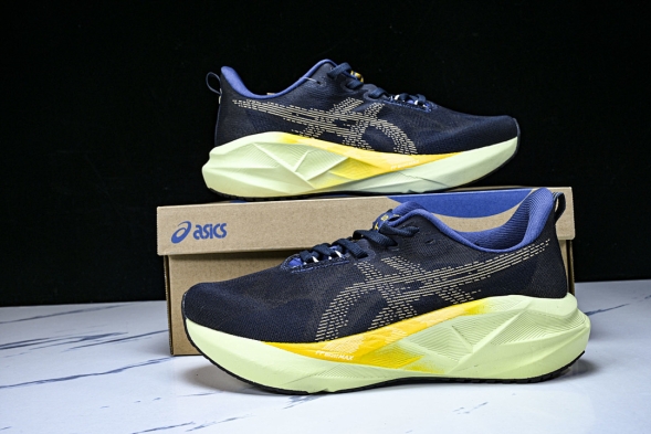 Asics Novablast 5 1011B974-402 